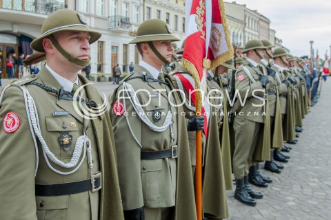  03.05.2014 RZESZOW <br />UROCZYSTOSCI PATRIOTYCZNE Z OKAZJI SWIETA 3 MAJA W RZESZOWIE<br />N/Z ZOLNIERZE ZOLNIERZ PODCHALANCZYCY<br /> 