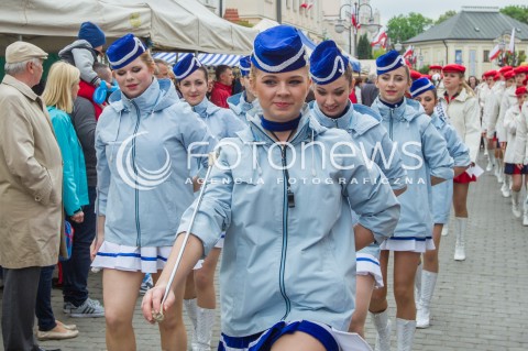  03.05.2014 RZESZOW <br />SWIETO PANIAGI - ULICY 3 MAJA W RZESZOWIE<br />N/Z ULICA 3 MAJA BAZARY KIERMASZ KIERMASZE LUDZIE<br /> 