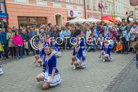  03.05.2014 RZESZOW <br />SWIETO PANIAGI - ULICY 3 MAJA W RZESZOWIE<br />N/Z ULICA 3 MAJA BAZARY KIERMASZ KIERMASZE LUDZIE<br /> 