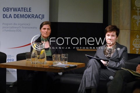  08.05.2014 WARSZAWA <br />DEBATA OD TECZY DO NIENAWISCI W STUDIOBARZE<br />N/Z PREZYDENT WARSZAWY HANNA GRONKIEWICZ WALTZ JULITA WOJCIK<br /> 