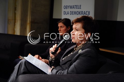  08.05.2014 WARSZAWA <br />DEBATA OD TECZY DO NIENAWISCI W STUDIOBARZE<br />N/Z PREZYDENT WARSZAWY HANNA GRONKIEWICZ WALTZ JULITA WOJCIK<br /> 