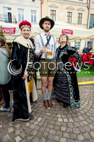  08.05.2014 RZESZOW<br />ROZPOCZYNAJA SIE XXI RZESZOWSKIE JUWENALIA<br />N/Z KOROWOD<br /> 