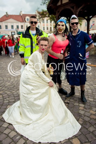  08.05.2014 RZESZOW<br />ROZPOCZYNAJA SIE XXI RZESZOWSKIE JUWENALIA<br />N/Z KOROWOD<br /> 