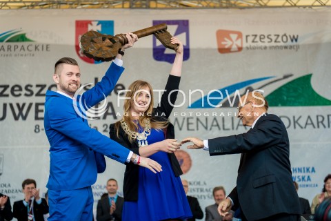  08.05.2014 RZESZOW<br />ROZPOCZYNAJA SIE XXI RZESZOWSKIE JUWENALIA<br />N/Z PREZYDENT RZESZOWA TADEUSZ FERENC - OTWARCIE JUWENALIOW<br /> 