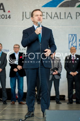  08.05.2014 RZESZOW<br />ROZPOCZYNAJA SIE XXI RZESZOWSKIE JUWENALIA<br />N/Z WLADYSLAW ORTYL - MARSZALEK WOJEWODZTWA PODKARPACKIEGO<br /> 