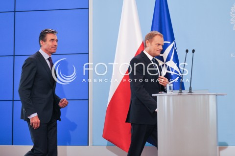  08.05.2014 WARSZAWA<br />KONFERENCJA PRASOWA SEKRETARZA GENERALNEGO NATO<br />N/Z PREMIER RP DONALD TUSK SEKRETARZ GENERALNY NATO ANDERS FOGH RASMUSSEN<br /> 
