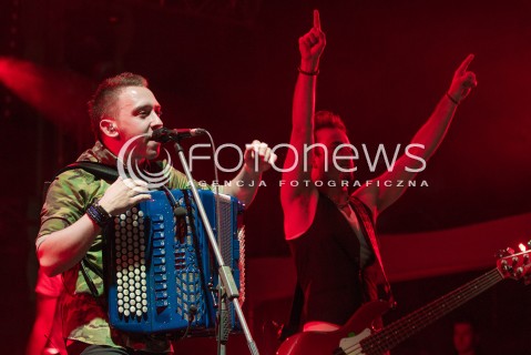  09.05.2014 RZESZOW<br />XXI RZESZOWSKIE JUWENALIA<br />KONCERT ZESPOLU ENEJ<br />N/Z PIOTR SOLODUCHA<br /> 