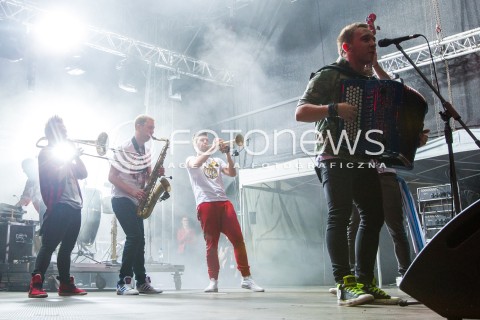  09.05.2014 RZESZOW<br />XXI RZESZOWSKIE JUWENALIA<br />KONCERT ZESPOLU ENEJ<br />N/Z PIOTR SOLODUCHA<br /> 