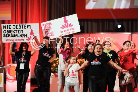  09.05.2014 WARSZAWA<br />VI KONGRES KOBIET<br />N/Z TANIEC PRZECIWKO PRZEMOCY<br /> 