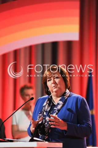  09.05.2014 WARSZAWA<br />VI KONGRES KOBIET<br />N/Z PIERWSZA DAMA ANNA KOMOROWSKA<br /> 
