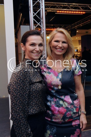  12.05.2014 WARSZAWA <br />KONCERT ANNY JURKSZTOWICZ W EMPIKU<br />N/Z ANNA JURKSZTOWICZ OLGA BONCZYK<br /> 