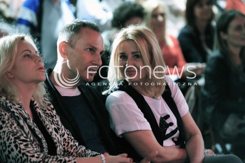  12.05.2014 WARSZAWA <br />KONCERT ANNY JURKSZTOWICZ W EMPIKU<br />N/Z MAJKA JERZOWSKA JOANNA KUROWSKA<br /> 