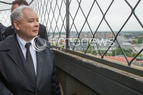  16.05.2014 WROCLAW<br />WIZYTA PREZESA PIS JAROSLAWA KACZYNSKIEGO WE WROCLAWIU<br />ZWIEDZANIE WIEZY ARCHIKATEDRY SWIETEGO JANA CHRZCICIELA<br />N/Z JAROSLAW KACZYNSKI<br /> 