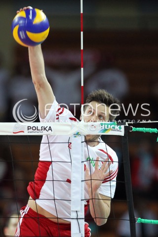  16.05.2014 WROCLAW <br />SIATKOWKA MEZCZYZN <br />TURNIEJ KWALIFIKACYJNY DO MISTRZOSTW EUROPY 2015<br />2015 FIVB WORLD CHAMPIONSHIP - EUROPEAN QUALIFICATION MEN <br />MECZ POLSKA - LOTWA ( POLAND - LATVIA ) <br />N/Z MICHAL WINIARSKI SYLWETKA ATAK<br /> 