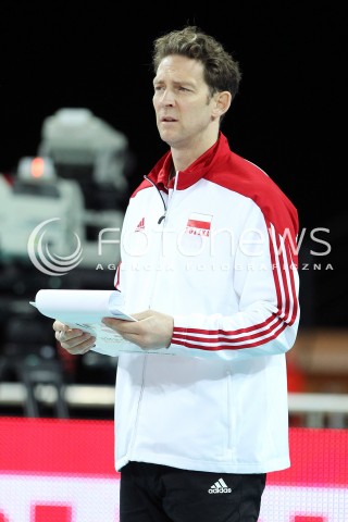  16.05.2014 WROCLAW <br />SIATKOWKA MEZCZYZN <br />TURNIEJ KWALIFIKACYJNY DO MISTRZOSTW EUROPY 2015<br />2015 FIVB WORLD CHAMPIONSHIP - EUROPEAN QUALIFICATION MEN <br />MECZ POLSKA - LOTWA ( POLAND - LATVIA ) <br />N/Z STEPHANE ANTIGA TRENER ( HEAD COACH ) SYLWETKA <br /> 