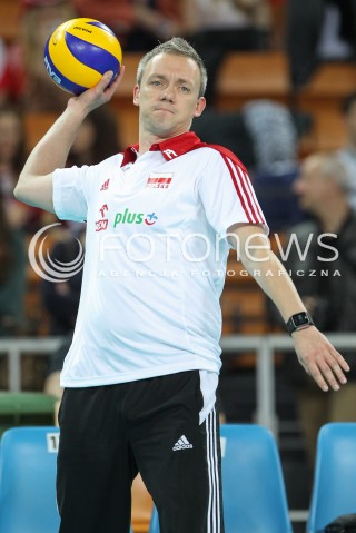  17.05.2014 WROCLAW <br />SIATKOWKA MEZCZYZN <br />TURNIEJ KWALIFIKACYJNY DO MISTRZOSTW EUROPY 2015<br />2015 FIVB WORLD CHAMPIONSHIP - EUROPEAN QUALIFICATION MEN <br />MECZ POLSKA - MACEDONIA ( POLAND - FYROM ) <br />N/Z WOJCIECH JANAS - TRENER PRZYGOTOWANIA FIZYCZNEGO<br /> 