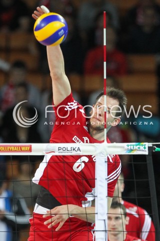  17.05.2014 WROCLAW <br />SIATKOWKA MEZCZYZN <br />TURNIEJ KWALIFIKACYJNY DO MISTRZOSTW EUROPY 2015<br />2015 FIVB WORLD CHAMPIONSHIP - EUROPEAN QUALIFICATION MEN <br />MECZ POLSKA - MACEDONIA ( POLAND - FYROM ) <br />N/Z BARTOSZ KUREK SYLWETKA ATAK<br /> 