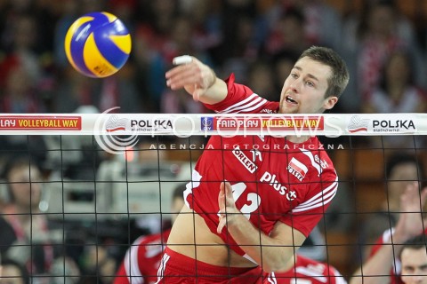  17.05.2014 WROCLAW <br />SIATKOWKA MEZCZYZN <br />TURNIEJ KWALIFIKACYJNY DO MISTRZOSTW EUROPY 2015<br />2015 FIVB WORLD CHAMPIONSHIP - EUROPEAN QUALIFICATION MEN <br />MECZ POLSKA - MACEDONIA ( POLAND - FYROM ) <br />N/Z MICHAL KUBIAK SYLWETKA ATAK<br /> 