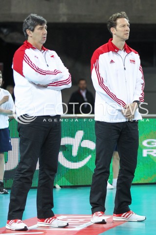  17.05.2014 WROCLAW <br />SIATKOWKA MEZCZYZN <br />TURNIEJ KWALIFIKACYJNY DO MISTRZOSTW EUROPY 2015<br />2015 FIVB WORLD CHAMPIONSHIP - EUROPEAN QUALIFICATION MEN <br />MECZ POLSKA - MACEDONIA ( POLAND - FYROM ) <br />N/Z STEPHANE ANTIGA TRENER ( HEAD COACH ) PHILIPPE BLAIN II-TRENER ( ASSISTANT COACH ) SYLWETKA <br /> 