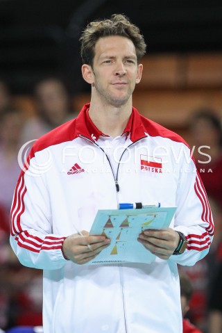  17.05.2014 WROCLAW <br />SIATKOWKA MEZCZYZN <br />TURNIEJ KWALIFIKACYJNY DO MISTRZOSTW EUROPY 2015<br />2015 FIVB WORLD CHAMPIONSHIP - EUROPEAN QUALIFICATION MEN <br />MECZ POLSKA - MACEDONIA ( POLAND - FYROM ) <br />N/Z STEPHANE ANTIGA TRENER ( HEAD COACH ) SYLWETKA <br /> 