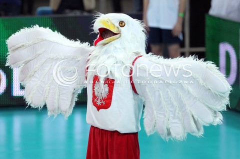  17.05.2014 WROCLAW <br />SIATKOWKA MEZCZYZN <br />TURNIEJ KWALIFIKACYJNY DO MISTRZOSTW EUROPY 2015<br />2015 FIVB WORLD CHAMPIONSHIP - EUROPEAN QUALIFICATION MEN <br />MECZ POLSKA - MACEDONIA ( POLAND - FYROM ) <br />N/Z ORZEL ORZELEK MASKOTKA OPRAWA DOPING <br /> 