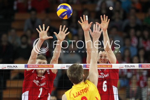  17.05.2014 WROCLAW <br />SIATKOWKA MEZCZYZN <br />TURNIEJ KWALIFIKACYJNY DO MISTRZOSTW EUROPY 2015<br />2015 FIVB WORLD CHAMPIONSHIP - EUROPEAN QUALIFICATION MEN <br />MECZ POLSKA - MACEDONIA ( POLAND - FYROM ) <br />N/Z PIOTR NOWAKOWSKI BARTOSZ KUREK <br /> 