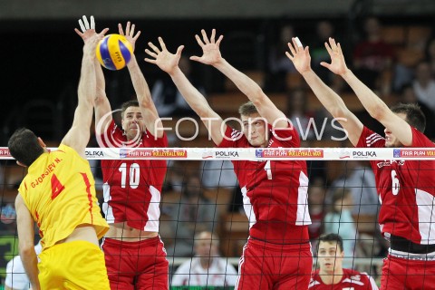  17.05.2014 WROCLAW <br />SIATKOWKA MEZCZYZN <br />TURNIEJ KWALIFIKACYJNY DO MISTRZOSTW EUROPY 2015<br />2015 FIVB WORLD CHAMPIONSHIP - EUROPEAN QUALIFICATION MEN <br />MECZ POLSKA - MACEDONIA ( POLAND - FYROM ) <br />N/Z MARIUSZ WLAZLY PIOTR NOWAKOWSKI BARTOSZ KUREK <br /> 