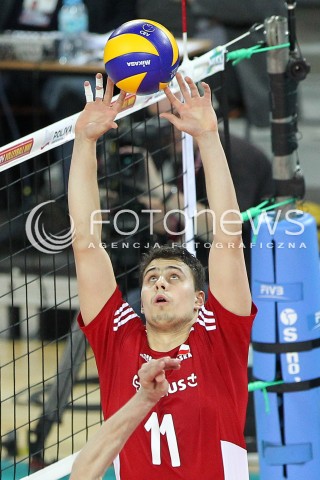  17.05.2014 WROCLAW <br />SIATKOWKA MEZCZYZN <br />TURNIEJ KWALIFIKACYJNY DO MISTRZOSTW EUROPY 2015<br />2015 FIVB WORLD CHAMPIONSHIP - EUROPEAN QUALIFICATION MEN <br />MECZ POLSKA - MACEDONIA ( POLAND - FYROM ) <br />N/Z FABIAN DRZYZGA SYLWETKA <br /> 