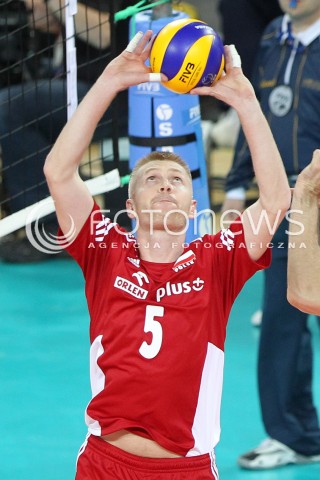  17.05.2014 WROCLAW <br />SIATKOWKA MEZCZYZN <br />TURNIEJ KWALIFIKACYJNY DO MISTRZOSTW EUROPY 2015<br />2015 FIVB WORLD CHAMPIONSHIP - EUROPEAN QUALIFICATION MEN <br />MECZ POLSKA - MACEDONIA ( POLAND - FYROM ) <br />N/Z PAWEL ZAGUMNY SYLWETKA <br /> 