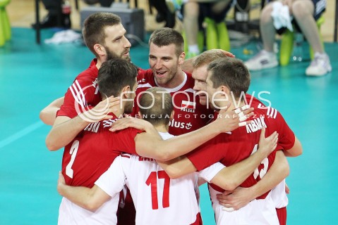  17.05.2014 WROCLAW <br />SIATKOWKA MEZCZYZN <br />TURNIEJ KWALIFIKACYJNY DO MISTRZOSTW EUROPY 2015<br />2015 FIVB WORLD CHAMPIONSHIP - EUROPEAN QUALIFICATION MEN <br />MECZ POLSKA - MACEDONIA ( POLAND - FYROM ) <br />N/Z MARCIN MOZDZONEK GRZEGORZ BOCIEK RADOSC EMOCJE <br /> 