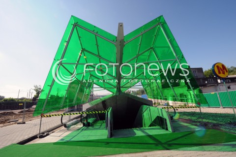  18.05.2014 WARSZAWA<br />DZIEN OTWARTY W METRZE<br />N/Z WEJSCIE NA STACJE METRA STADION NARODOWY<br /> 