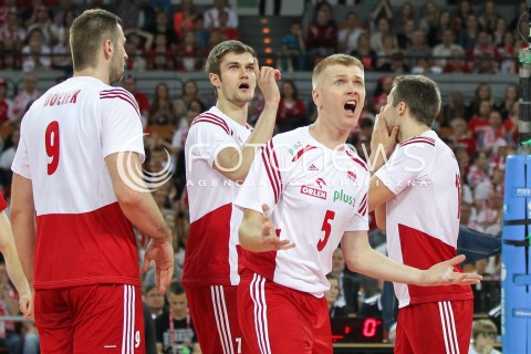  18.05.2014 WROCLAW <br />SIATKOWKA MEZCZYZN <br />TURNIEJ KWALIFIKACYJNY DO MISTRZOSTW EUROPY 2015<br />2015 FIVB WORLD CHAMPIONSHIP - EUROPEAN QUALIFICATION MEN <br />MECZ POLSKA - SLOWENIA ( POLAND - SLOVENIA ) <br />N/Z PAWEL ZAGUMNY KAROL KLOS ZLOSC EMOCJE<br /> 