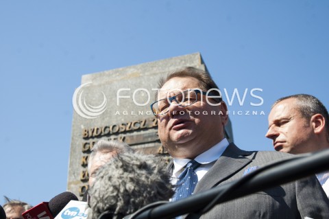  23.05.2014 WARSZAWA KONFERENCJA PRASOWA PREZYDENTA ALEKSANDRA KWASNIEWSKIEGO ORAZ RYSZARDA KALISZA PRZED WYBORAMI DO EUROPARLAMENTU N/Z RYSZARD KALISZ  