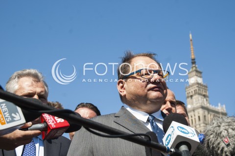  23.05.2014 WARSZAWA KONFERENCJA PRASOWA PREZYDENTA ALEKSANDRA KWASNIEWSKIEGO ORAZ RYSZARDA KALISZA PRZED WYBORAMI DO EUROPARLAMENTU N/Z RYSZARD KALISZ  