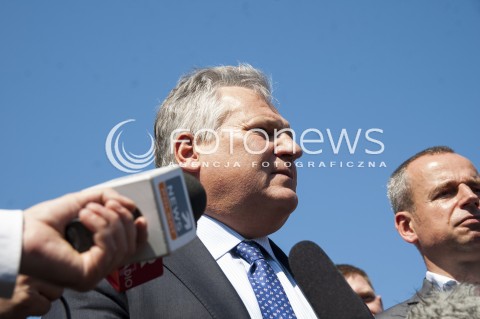  23.05.2014 WARSZAWA KONFERENCJA PRASOWA PREZYDENTA ALEKSANDRA KWASNIEWSKIEGO ORAZ RYSZARDA KALISZA PRZED WYBORAMI DO EUROPARLAMENTU N/Z PREZYDENT ALEKSANDER KWASNIEWSKI  