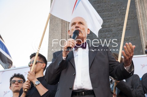  23.05.2014 WARSZAWA FINAL KAMPANII WYBORCZEJ  KONGRESU NOWEJ PRAWICY JANUSZA KORWINA MIKKE DO EUROPARLAMENTU N/Z JANUSZ KORWIN MIKKE  