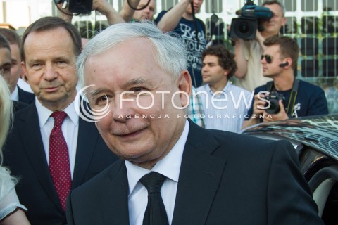  23.05.2014 RZESZOW <br />WIZYTA PREZESA PIS JAROSLAWA KACZYNSKIEGO W RZESZOWIE W ZWIAZKU Z ZAKONCZENIEM KAMPANII WYBORCZEJ DO PARLAMENTU EUROPEJSKIEGO<br />N/Z JAROSLAW KACZYNSKI WLADYSLAW ORTYL<br /> 