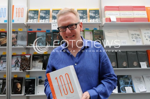  24.05.2013 WARSZAWA<br />WARSZAWSKIE TARGI KSIAZKI<br />N/Z MARIUSZ SZCZYGIEL<br /> 