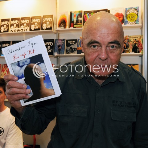  24.05.2013 WARSZAWA<br />WARSZAWSKIE TARGI KSIAZKI<br />N/Z STANISLAW TYM<br /> 