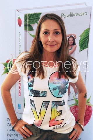  24.05.2013 WARSZAWA<br />WARSZAWSKIE TARGI KSIAZKI<br />N/Z BEATA PAWLIKOWSKA<br /> 