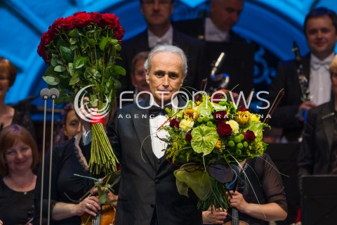  24.05.2014 LANCUT<br />53 MUZYCZNY FESTIWAL W LANCUCIE<br />KONCERT JOSE CARRERASA - LEGENDARNEGO HISZPANSKIEGO SPIEWAKA. ARTYSTA ZALICZANY JEST DO NAJWYBITNIEJSZYCH TENOROW SWIATOWEJ MUZYKI<br />N/Z JOSE CARRERAS<br /> 