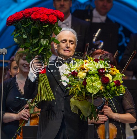  24.05.2014 LANCUT<br />53 MUZYCZNY FESTIWAL W LANCUCIE<br />KONCERT JOSE CARRERASA - LEGENDARNEGO HISZPANSKIEGO SPIEWAKA. ARTYSTA ZALICZANY JEST DO NAJWYBITNIEJSZYCH TENOROW SWIATOWEJ MUZYKI<br />N/Z JOSE CARRERAS<br /> 