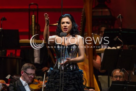  24.05.2014 LANCUT<br />53 MUZYCZNY FESTIWAL W LANCUCIE<br />KONCERT JOSE CARRERASA - LEGENDARNEGO HISZPANSKIEGO SPIEWAKA. ARTYSTA ZALICZANY JEST DO NAJWYBITNIEJSZYCH TENOROW SWIATOWEJ MUZYKI<br />N/Z NATALIA KOVALOVA<br /> 