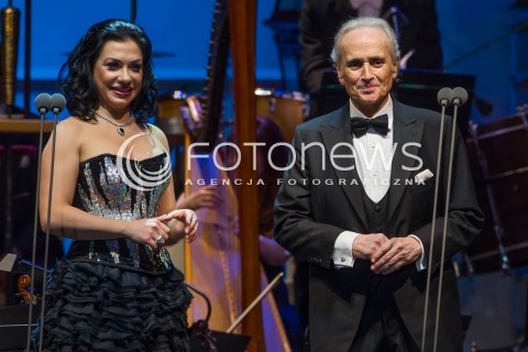  24.05.2014 LANCUT<br />53 MUZYCZNY FESTIWAL W LANCUCIE<br />KONCERT JOSE CARRERASA - LEGENDARNEGO HISZPANSKIEGO SPIEWAKA. ARTYSTA ZALICZANY JEST DO NAJWYBITNIEJSZYCH TENOROW SWIATOWEJ MUZYKI<br />N/Z JOSE CARRERAS NATALIA KOVALOVA<br /> 