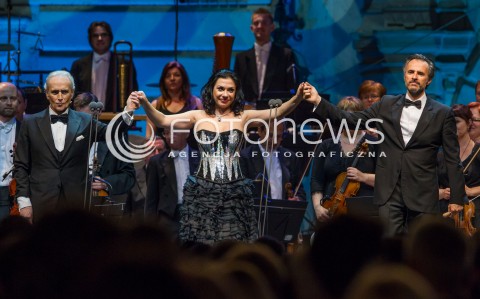  24.05.2014 LANCUT<br />53 MUZYCZNY FESTIWAL W LANCUCIE<br />KONCERT JOSE CARRERASA - LEGENDARNEGO HISZPANSKIEGO SPIEWAKA. ARTYSTA ZALICZANY JEST DO NAJWYBITNIEJSZYCH TENOROW SWIATOWEJ MUZYKI<br />N/Z JOSE CARRERAS NATALIA KOVALOVA DAVID GIMENEZ<br /> 