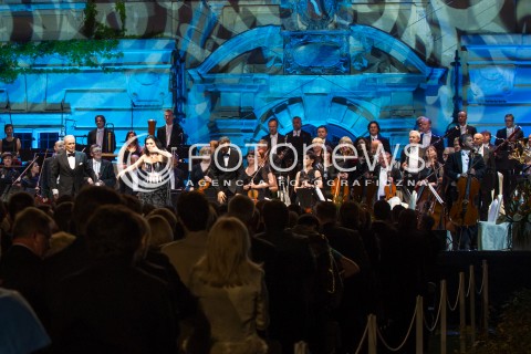  24.05.2014 LANCUT<br />53 MUZYCZNY FESTIWAL W LANCUCIE<br />KONCERT JOSE CARRERASA - LEGENDARNEGO HISZPANSKIEGO SPIEWAKA. ARTYSTA ZALICZANY JEST DO NAJWYBITNIEJSZYCH TENOROW SWIATOWEJ MUZYKI<br />N/Z JOSE CARRERAS NATALIA KOVALOVA DAVID GIMENEZ<br /> 