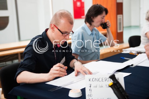  25.05.2014 WARSZAWA<br />W CALYM KRAJU TRWAJA WYBORY DO PARLAMENTU EUROPEJSKIEGO<br />N/Z KOMISJA WYBORCZA<br /> 