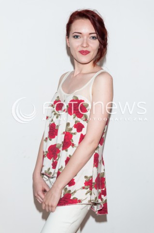  29.05.2014 WARSZAWA <br />SESJA ZDJECIOWA AKTOREK Z SERIALU WAWA NON STOP W RAMACH PROJEKTU IZA3D DM Z MAZUREK MANKA W STUDIO FOTOGRAFICZNE CZAJKA<br />N/Z SABINA MANKA<br /> 
