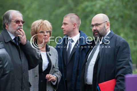  30.05.2014 WARSZAWA <br />POGRZEB GENERALA WOJCIECHA JARUZELSKIEGO NA WARSZAWSKIM WOJSKOWYM CMENTARZU NA POWAZKACH<br />N/Z PRZYGOTOWANIA DO POGRZEBU WOJCIECHA JARUZELSKIEGO<br /> 