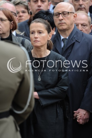  30.05.2014 WARSZAWA <br />POGRZEB GENERALA WOJCIECHA JARUZELSKIEGO NA WARSZAWSKIM WOJSKOWYM CMENTARZU NA POWAZKACH<br />N/Z MONIKA JARUZELSKA   <br /> 